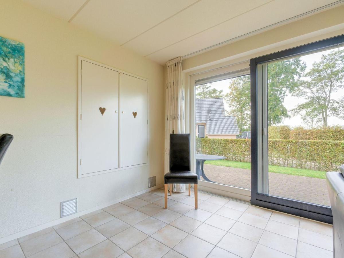 Serene Holiday Home In Gaasterl N Sleat Sondel Esterno foto