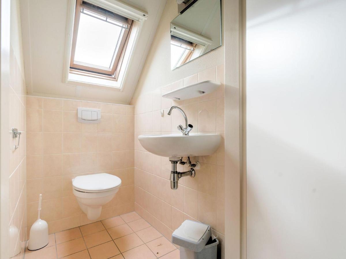 Serene Holiday Home In Gaasterl N Sleat Sondel Esterno foto